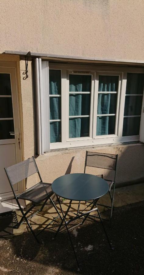 F2 Rdc Promo Cour Courseulles Sur Mer Exterior photo